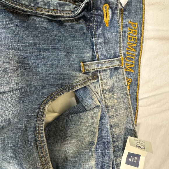 Gap Premium Straight Fit Jeans Light Vintage Wash 38x30 NWT - Picture 5 of 7